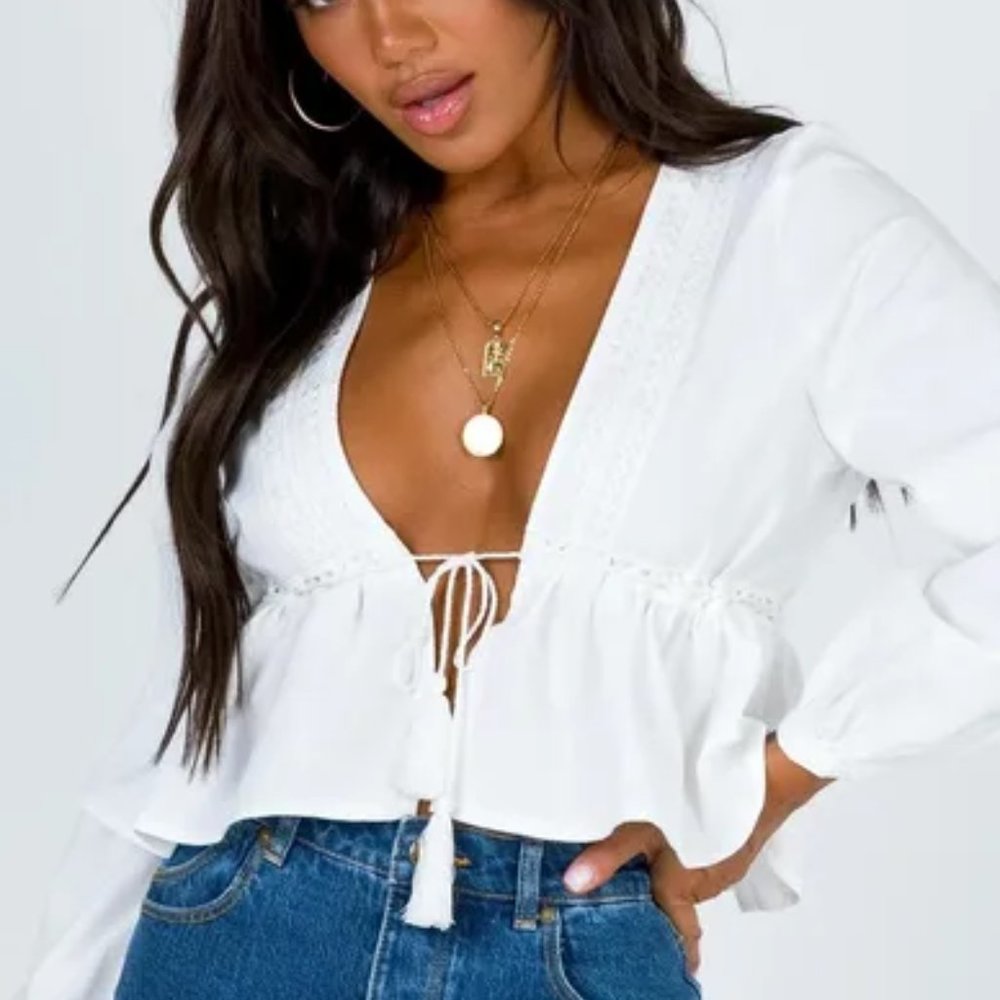 Princess Polly Longsleeve Tie Crop Top